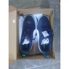 Zapato Puma De Color Azul Con Blanco Nuevo Sin Ningún Uso