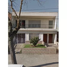 Vendo Interesante Ph De Bajos 564m2, Garaje, Gran Fondo Con Entrada Independiente Desde La Calle. Ideal Inversión Mercado Modelo