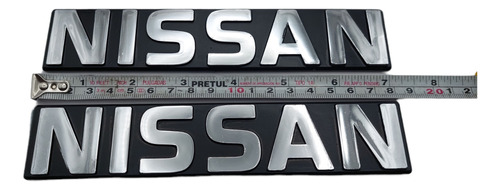 Emblemas Nissan Para Salpicadera Pickup Y Estaquitas  Foto 3