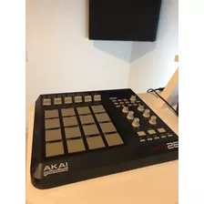 Akai Mpd 26 Usado