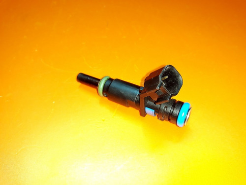 Inyector De Gasolina Chevrolet Sonic Cruze Trax 55562599 Foto 2