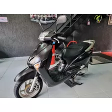 Honda Lead 110 Scooter 2014 - Revisada