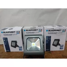 Kit Com 03 Refletores Floodlight Led Blaupunkt Mini 10w