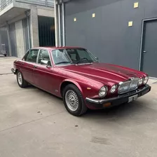 Jaguar Xj6