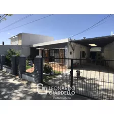 Colonia - Venta Casa De 3 Dormitorios Con Apartamento De 2 Dormitorios Céntrico 