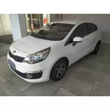 Kia Rio Ex Sedan 4p 2017 1.2