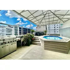 Vendo Precioso Penthouses Remodelado En La Urbanización Real, Distrito Nacional, Santo Domingo, República Dominicana