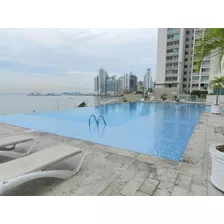 Venta De Apartamento En Ph Terramar, San Francisco 20-11765