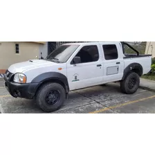 Nissan Frontier D22 2500