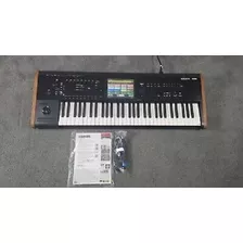 Nuevo Korg Kronos 61 Key Professional Digital