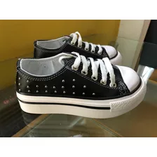 Zapatillas Yamp Negras Con Tachas Talle 29 Nuevas