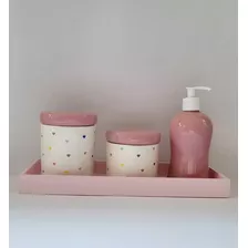 Kit Higiene Bebê Porcelana Corações Coloridos Bandeja Rosa.