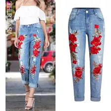 Vaqueros Rasgados Elásticos Con Bordado Floral For Mujer