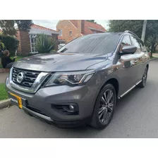 Nissan Pathfinder Exclusive 2017, 75 Mil Km, 7 Pasajeros