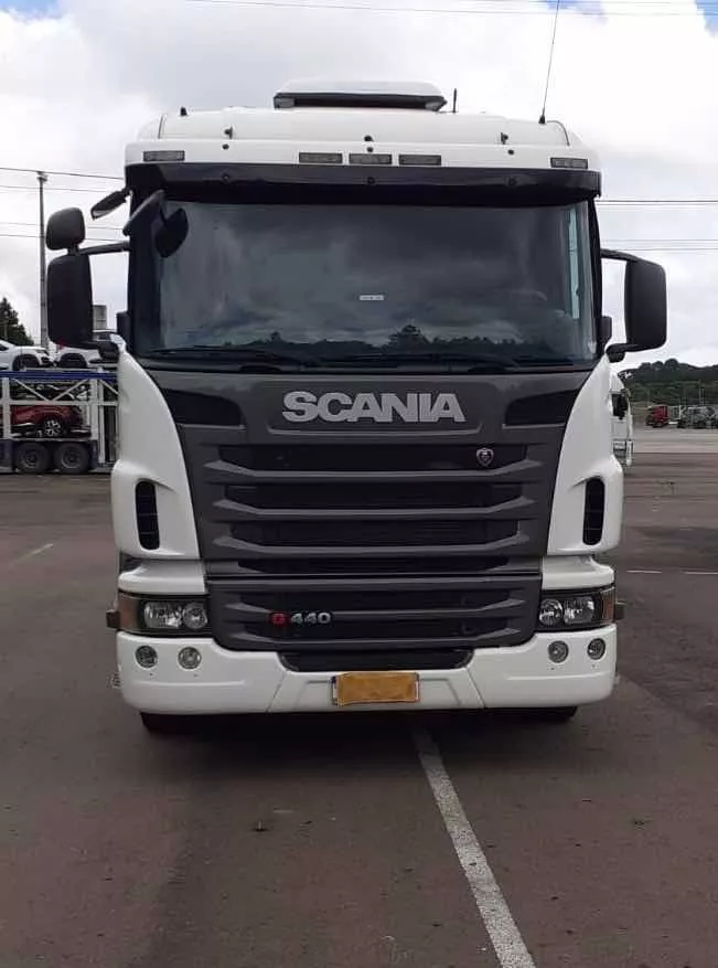 Scania G-440 13/13 6x2 Cegonheiro Gustavo-caminhões