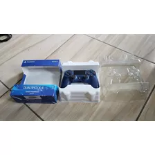 Controle Azul Do Ps 4. Analógico Acionando Sozinho