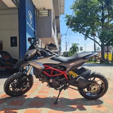 Ducati Hypermotard 821 - Consentida