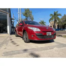 Renault Mégane Ill 2012 Privilege/ No Cruze/ Peugeot 408/308