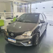 Toyota Etios Xls Pack 1.5 Año 2022 Financio 40% Dni (e)