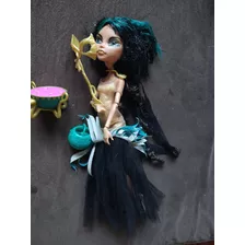 Boneca Monster High Cleo De Nile Usada