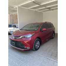 Toyota Sienna 2021