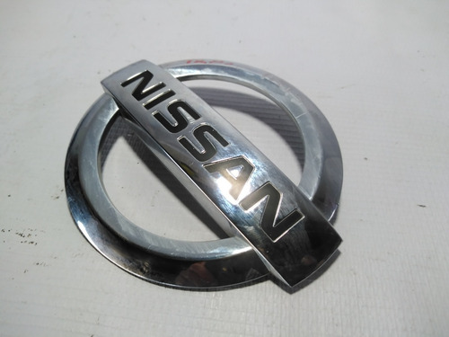Emblema Cajuela Nissan Armada 5.8 03-15 Original Foto 8