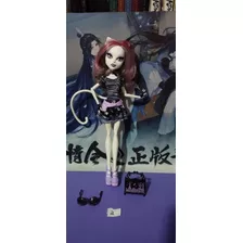 Boneca Catrine Monster High