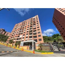 Extraordinario Apartamento En Colinas De La Tahona 24-23272 Garcia & Duarte 