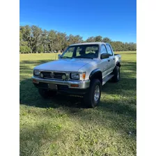 Toyota Hilux 2001 2.8 D/cab 4x4 D Sr5