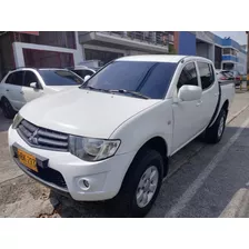 Mitsubishi Sportero L200 Diesel 4x4 Pickp Dc 186mil Km 2013