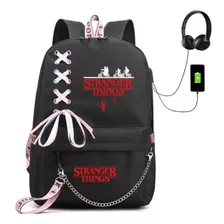 Mochila Escolar Stranger Things Con Puerto De Carga Usb