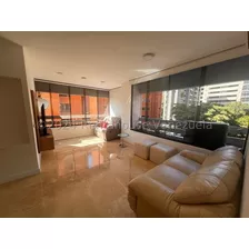 Estupendo Apartamento En Alquiler En La Urb. El Rosal 24-20756