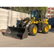 Pala Cargadora Ctx 930 Serie Ii Capacidad 1.3 Mts3