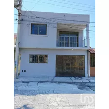 Venta Casa 6 Ambientes Tulipanes