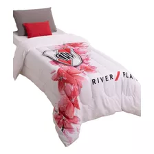 Acolchado River Plate Para Chicas Fanaticas + Felices Unicas Color Blanco Y Rojo Diseño De La Tela River Chicas Flores