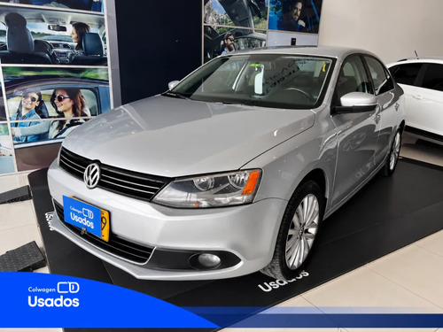VOLKSWAGEN NUEVO JETTA COMFORTLINE 2.5 AUT