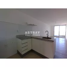 Apartamento En Alquiler De 2 Dormitorios En Cordón (ref: Ast-2550)