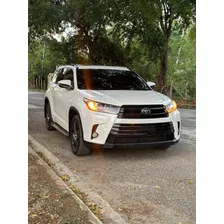 Toyota Highlander Se