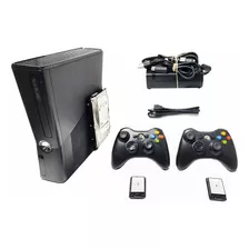 Xbox 360 Slim 1tb Rgh Series 2 Controles Y Cables