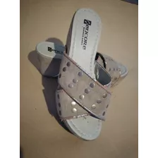 Sandalias Gamuza Y Tachas T 37