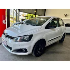 Volkswagen Fox 2017 1.6 Run Total Flex 5p