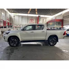 Toyota Hilux Srv Plus Automatico 2024 Negro 0km