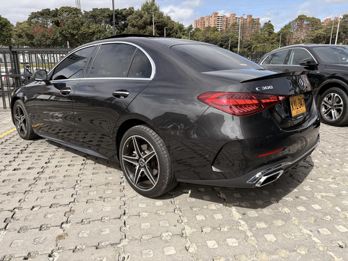 MERCEDES-BENZ CLASE C 300 2.0 AMG LINE