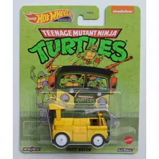 Hot Wheels Premium Retro Entertainment - Party Wagon Color Amarillo Con Verde