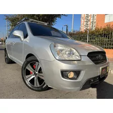 Kia Carens Rondo 7 Pasajeros 2.0 Mecanica 2011