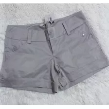 Short De Gabardina Gris 