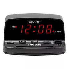 Reloj Despertador Digital Sharp Con Controles Estilo Teclado De Color Negro