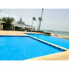 Villa En Venta En Playa Nueva Romana (1ra Línea De Playa) 