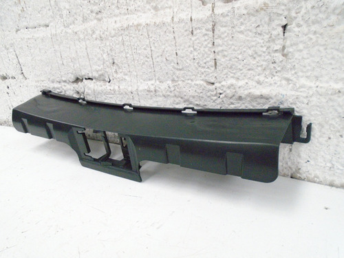 Guia Central Fascia Trasera C200 16-18 Sedan A2058850265 Foto 3