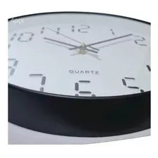 Relógio De Parede Quartz Branco Com Preto 30,5x4cm